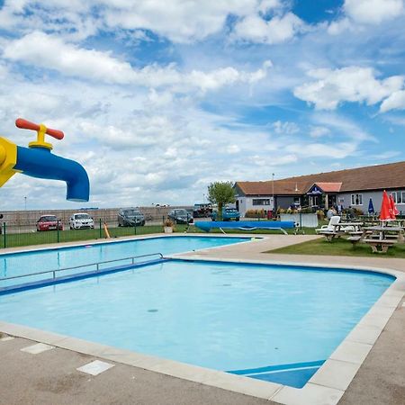 Camping Pods, Seaview Holiday Park Whitstable Eksteriør billede